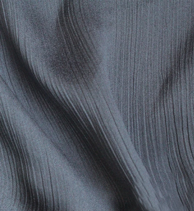 CRINKLE SILK HIJAB -  SMOKE